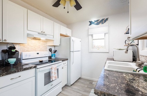 Kill Devil Hills House | Oceanside Getaway - 3BR Beach House w/Deck + Coastal Charm