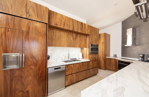 Marina Condo | On The Beach, Spectacular, Elegant, & Luxurious Condo!