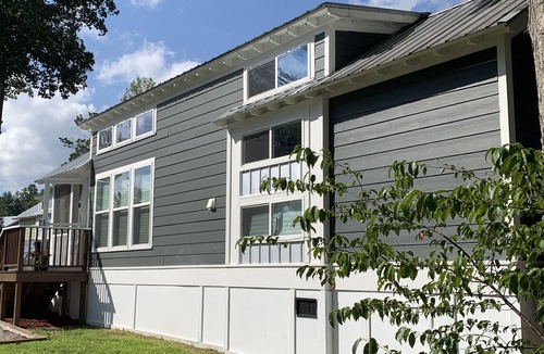 Flat Rock Cottage | Peaceful Tiny Home at the Simple Life Village, Pool, Fitness Center