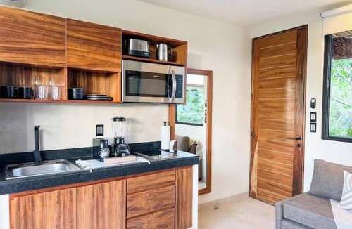 Tulum City Center Condo | Penthouse Studio Apt w/Private Roof & Pool ᯽PH1