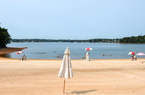 North Shore House | Pool, Lake & Sunsets in Front of the Condo Patio