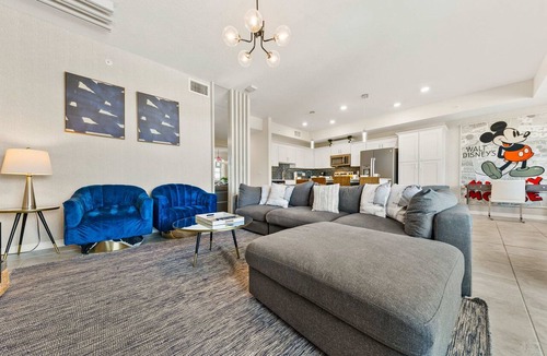 Kissimmee Condo | Pool view * Themed bedrooms * FREE Waterpark!