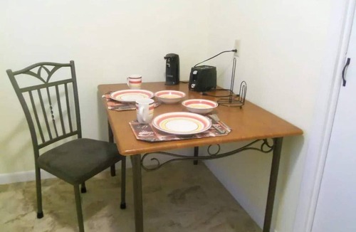 Mobile Apartment | Private Charming Small Apartment