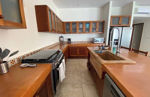 Villa Juarez Apartment | Quiet Location, Large Condo With Private Terrace