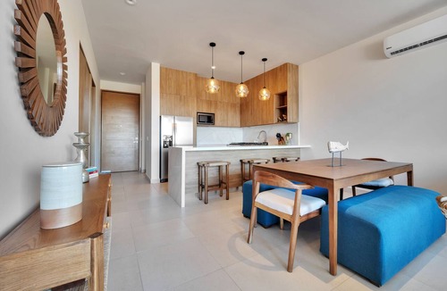 Cabo San Lucas Condo | Relaxing Ocean View Condo 5 mins from Downtown Cabo