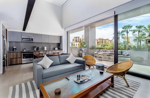 El Medano Ejidal Condo | Rincón del Mar | Cabo Marina Elegant Condo Rental