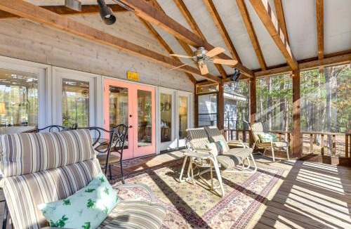 Pine Mountain Valley House | Secluded Hamilton Cabin Retreat w/Private Lake!