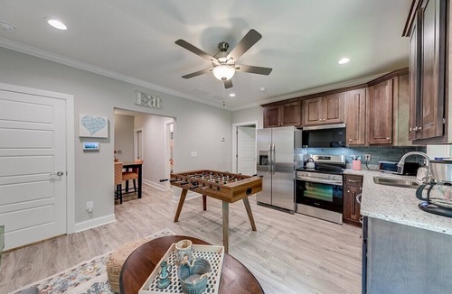 Helen House | Spacious 6BR Helen cabin with fire pit, game room & pool access.Helen Ga