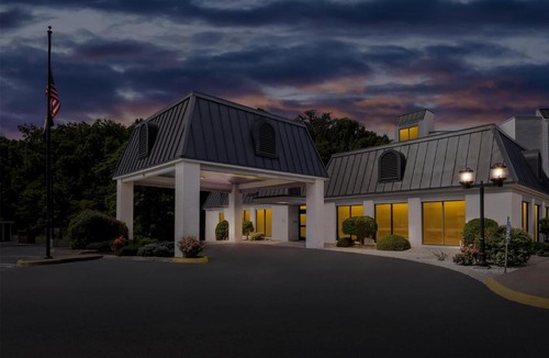 Staunton Hotel | Spark By Hilton Staunton