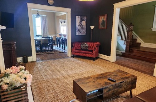Fan District House | Stylish Home in Great Museum District Locationn30-day minimum stay.