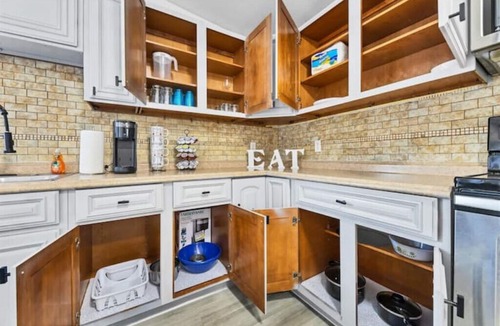 Tampa House | Tropical Key West Tampa Cottage