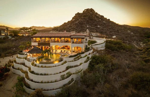 Buzzards Villa | Villa ∙ 6 bedrooms ∙ 12 guests