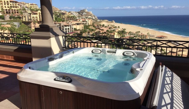 2026-2027 dates, Top Floor 330° Ocean View, Huge Private Deck w/Hot Tub