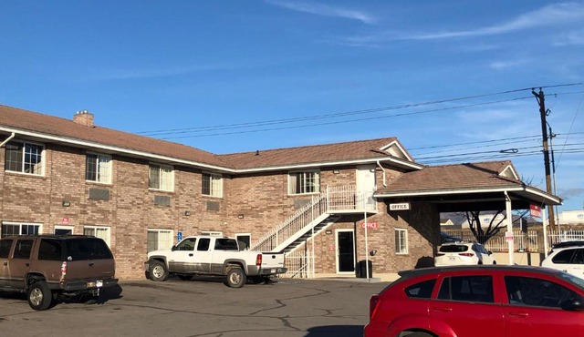 Ameri-Stay Inn & Suites in Clearfield