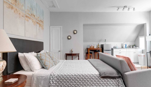 Cozy Nest Studio/Free Parking/Central Location