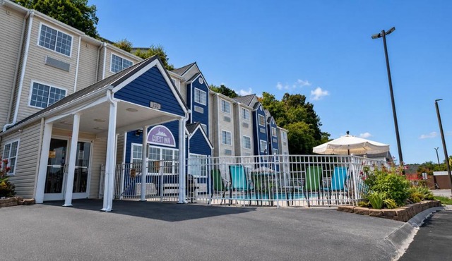 Guest Inn Pigeon Forge