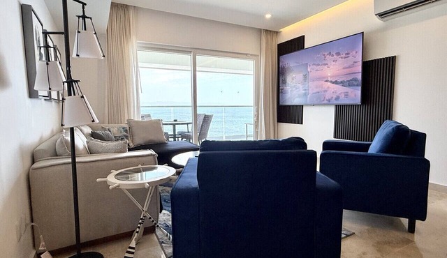 Harbor 171 – Oceanview Condo + Rooftop Pool (28th Floor)
