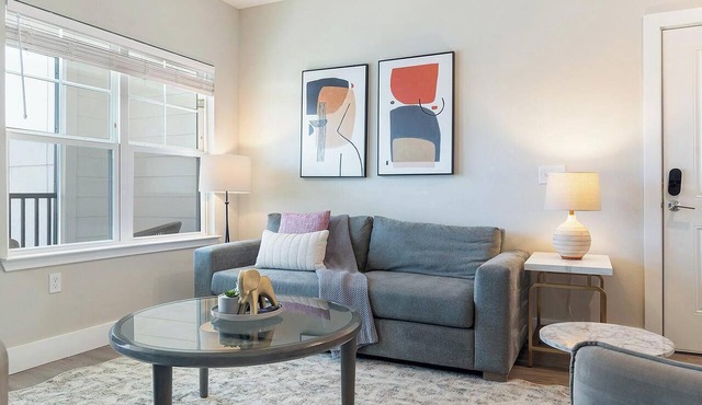 Landing | Amazing 1BD, Gym, Pool
