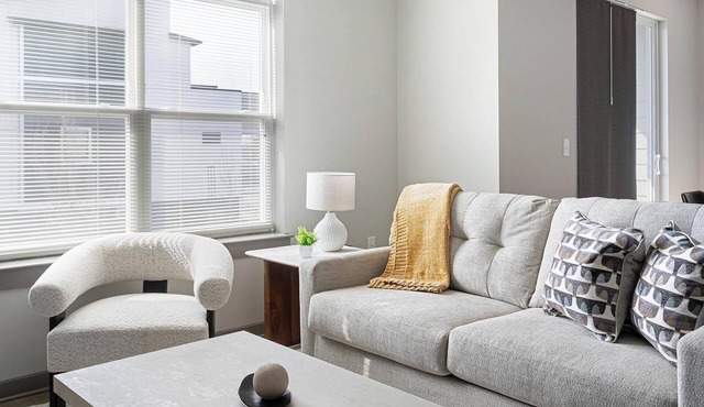 Landing | Chic 1BD, Gym, Clubhouse