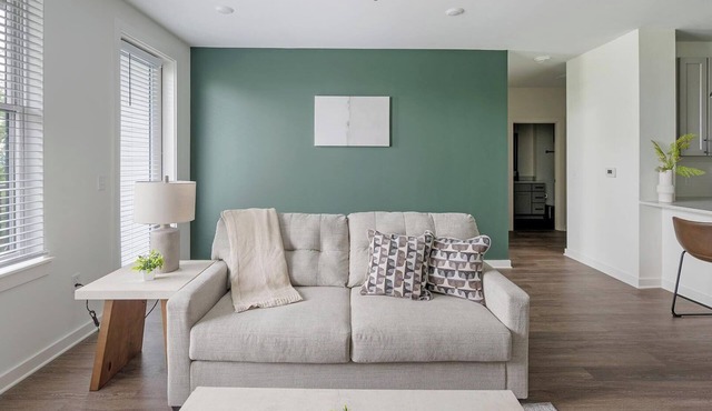 Landing | Incredible 1BD, Gym, Clubhouse