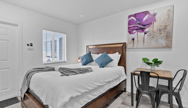 Lovely Studio Walking Distance To Ocean - Suite 8