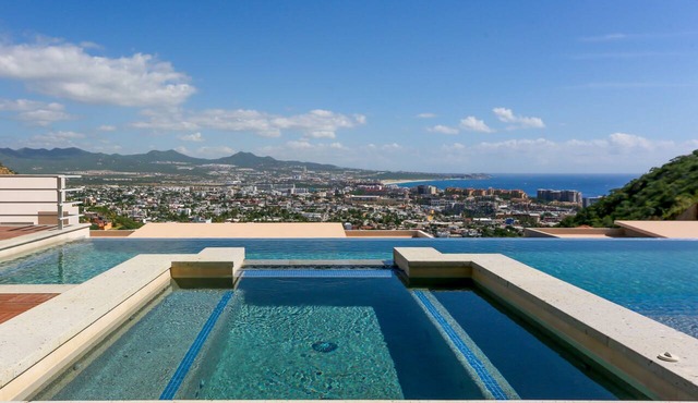 Luxe Mtn Top Retreat w/Pool Access & Sea View!