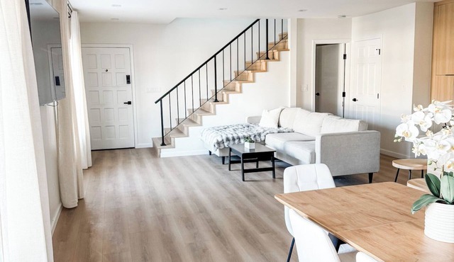 Luxurious 2-BR house in the heart of Studio City for the Major international sporting event