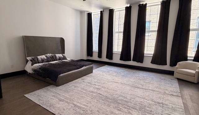 Luxury 2 bedroom penthouse in Mount Vernon, Baltimore MD