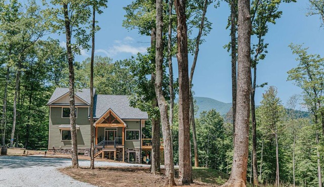 On Mountain Time: NEW house near Devil's Backbone