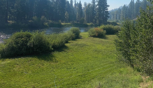 Secluded River front camping, 1 of 4 beaches to camp on with privacy.