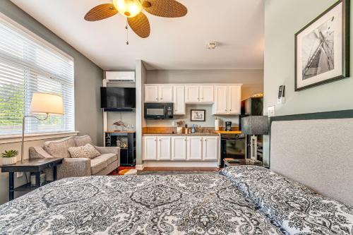 Steps to Smith Mountain Lake: Unit w/Pool Access!