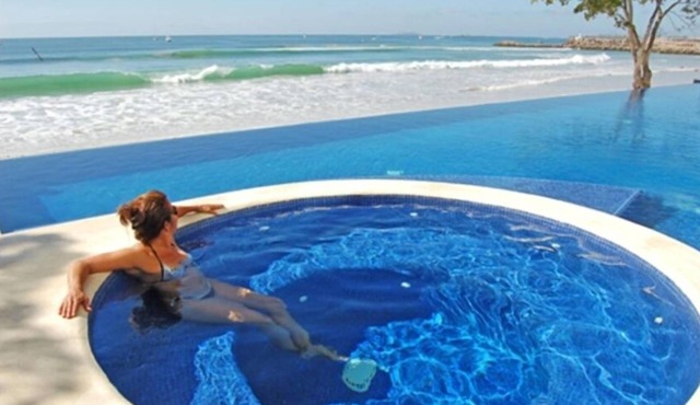 Truly Right on the Beach! Lovely 3 bedroom 5th floor Punta Mita condo. Surfing!