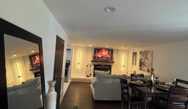 Upscale Escape with Private Garden-Perfect for Relax & Intimate Moments