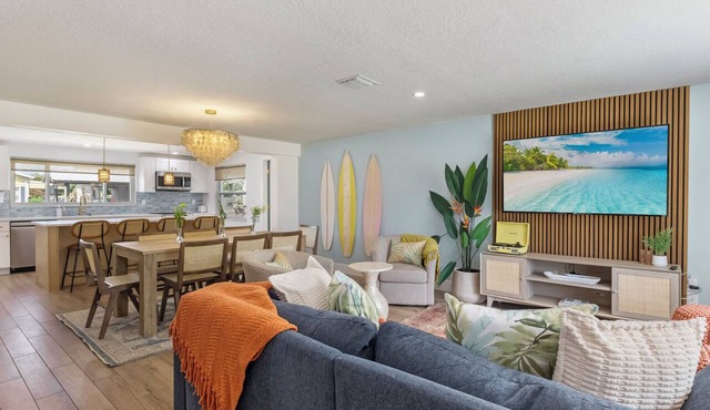 Waterfront Dock + Gulf Access + Mini Golf + GameRm