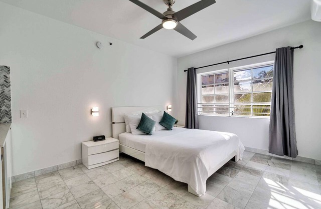 Best Beach Location | Wi-Fi, TV & Amenities