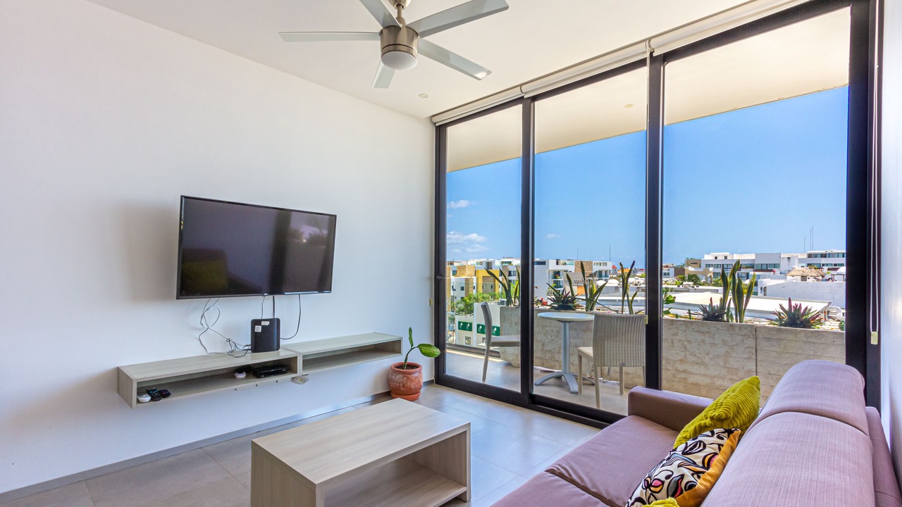 Photo of Livingroom in Downtown