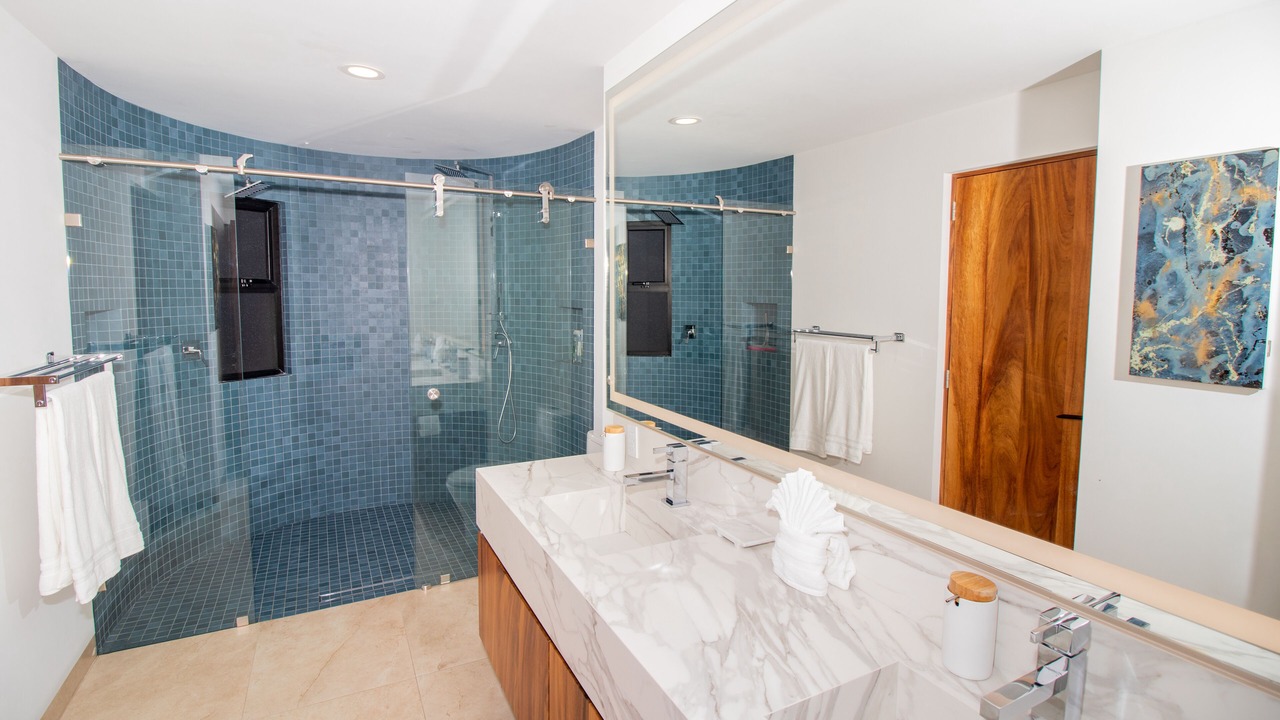 Photo of Bathroom in Marina