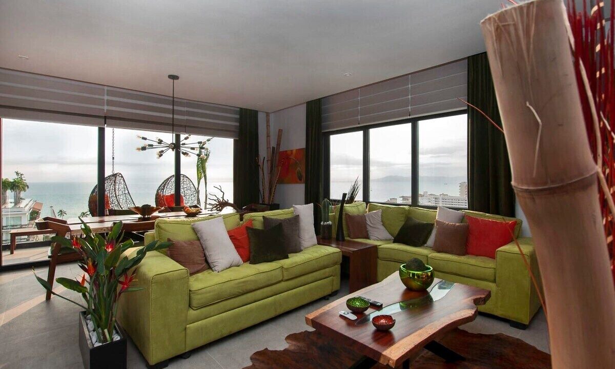 Photo of Livingroom in Romantic Zone