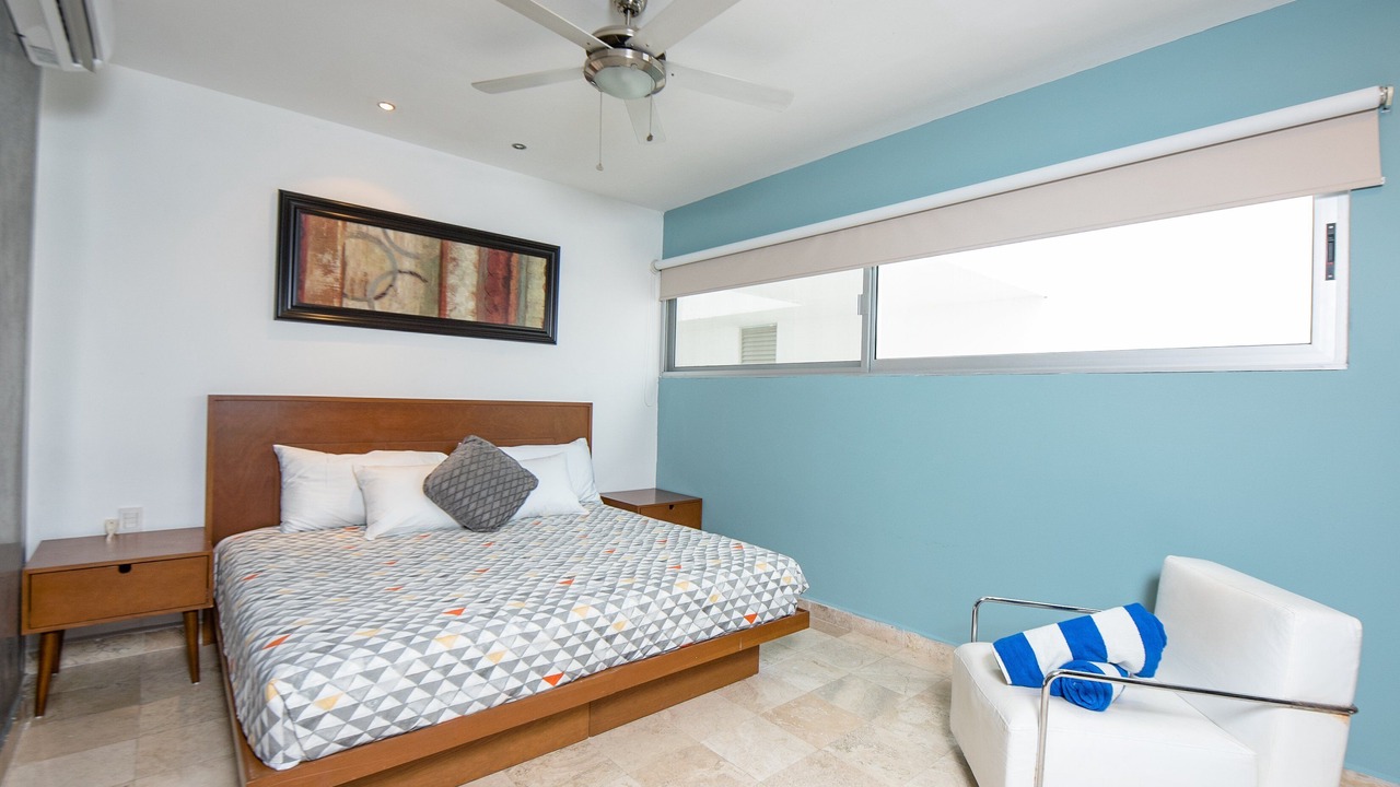 Photo of Bedroom in Downtown