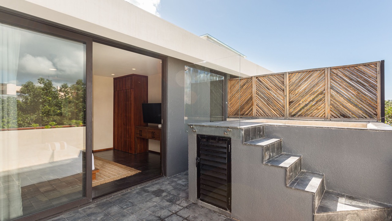 Photo of Patio Balcony in Zama