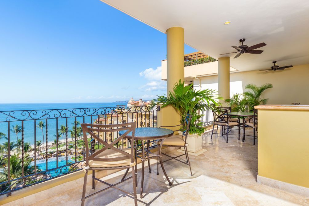 Photo of Patio Balcony in Flamingos