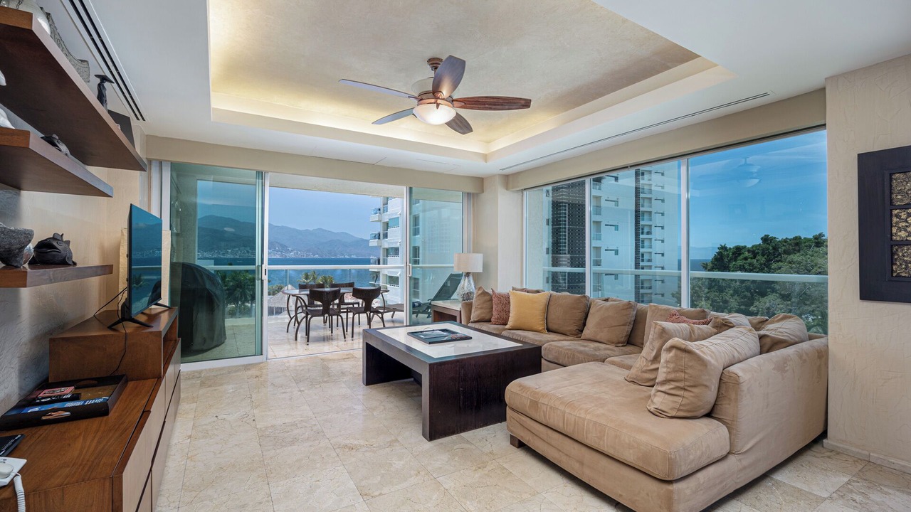Photo of Livingroom in Marina Vallarta