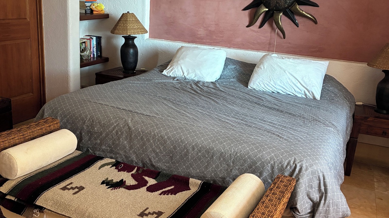 Photo of Bedroom in Zihuatanejo