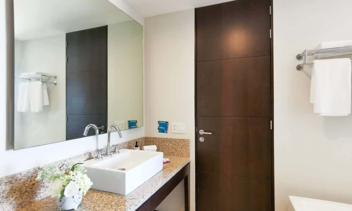 Photo of Bathroom in North Hotel Zone