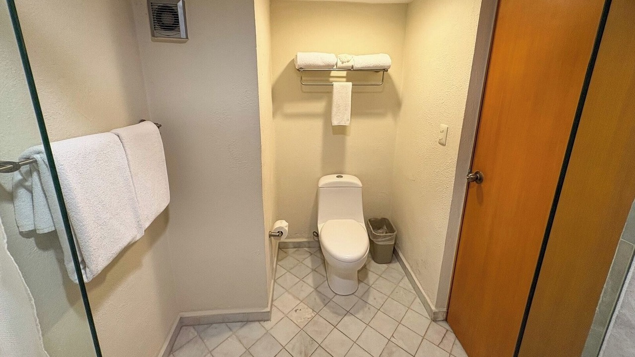 Photo of Bathroom in South Hotel Zone
