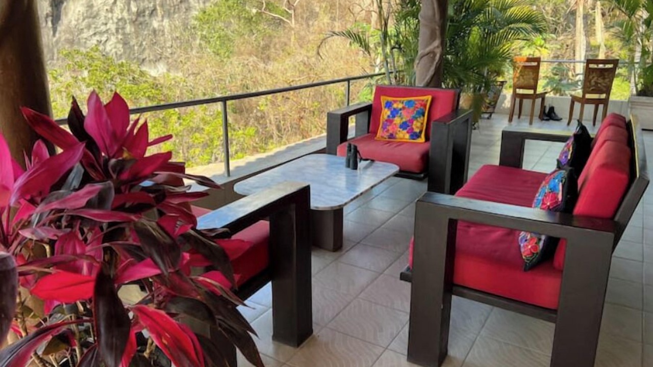 Photo of Patio Balcony in Romantic Zone