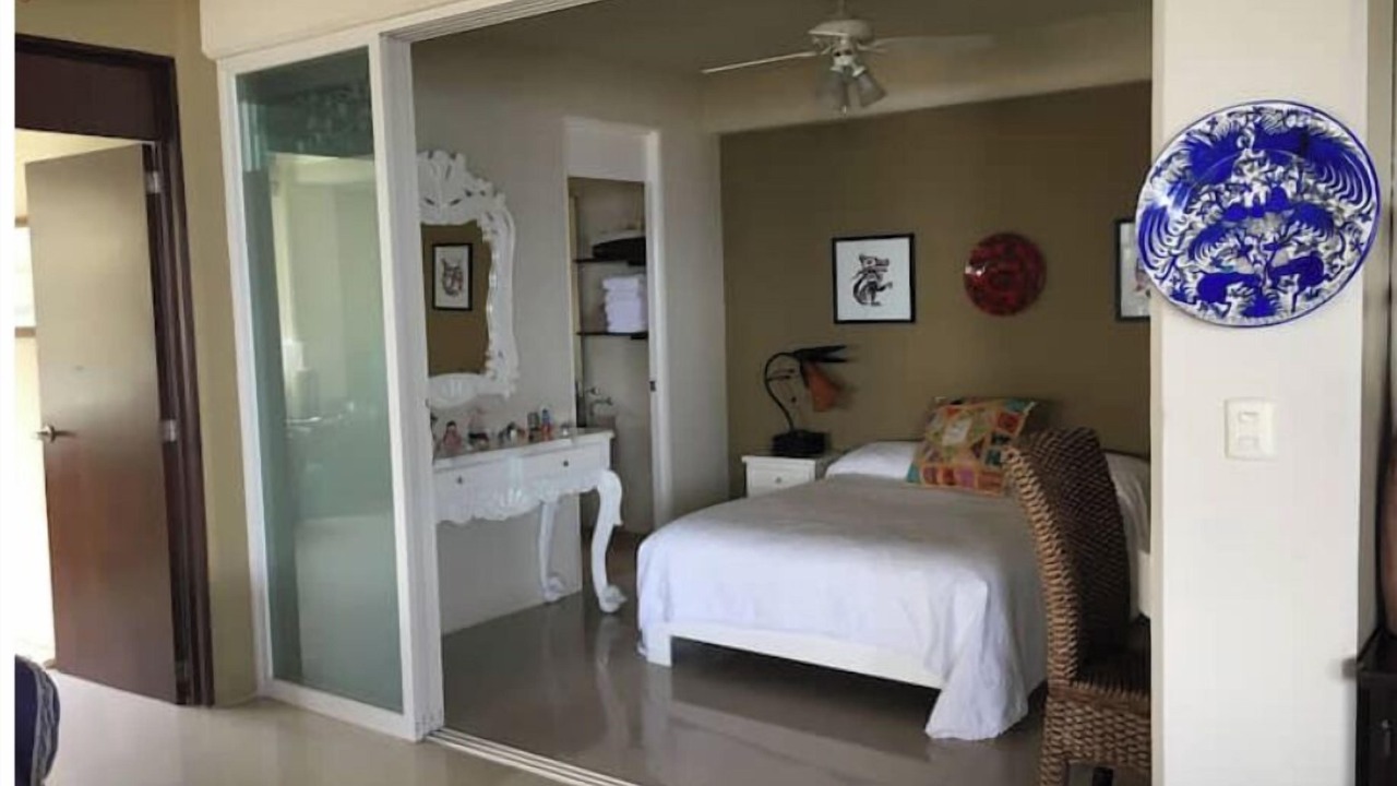 Photo of Bedroom in Romantic Zone