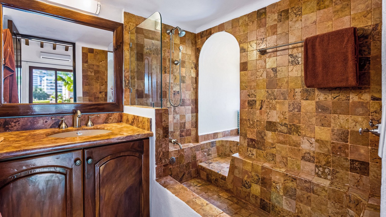 Photo of Bathroom in Emiliano Zapata